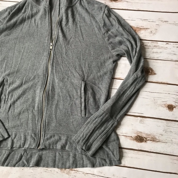 💚STEM Ribbed Trim Hoodie - Picture 4 of 7